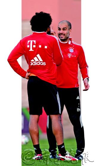  法兰克福主帅战术调整成功逆袭战胜拜仁慕尼黑  