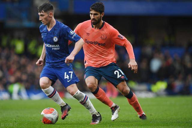  那不勒斯租借小将梅开二度  